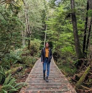 Meet your Posher, Tania